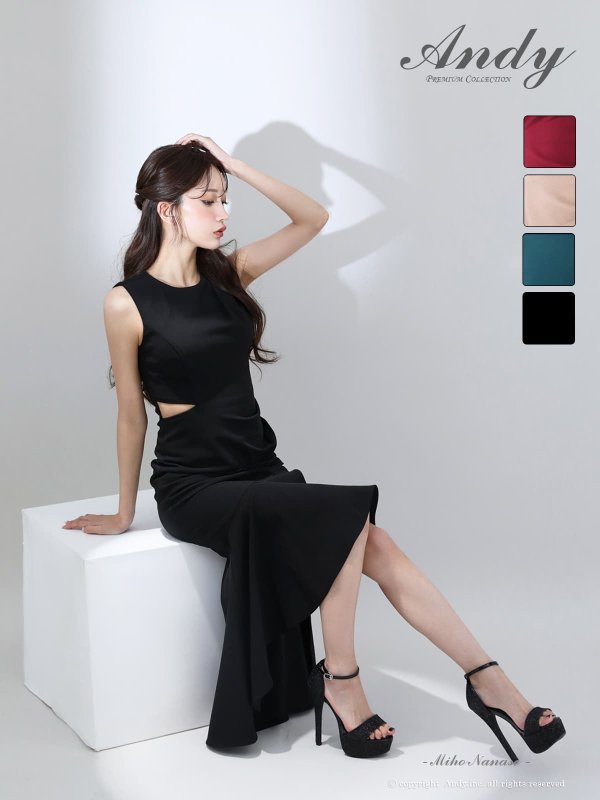 ブラック モデル：七瀬みほ　身長：162cm　着用サイズ：Sサイズ