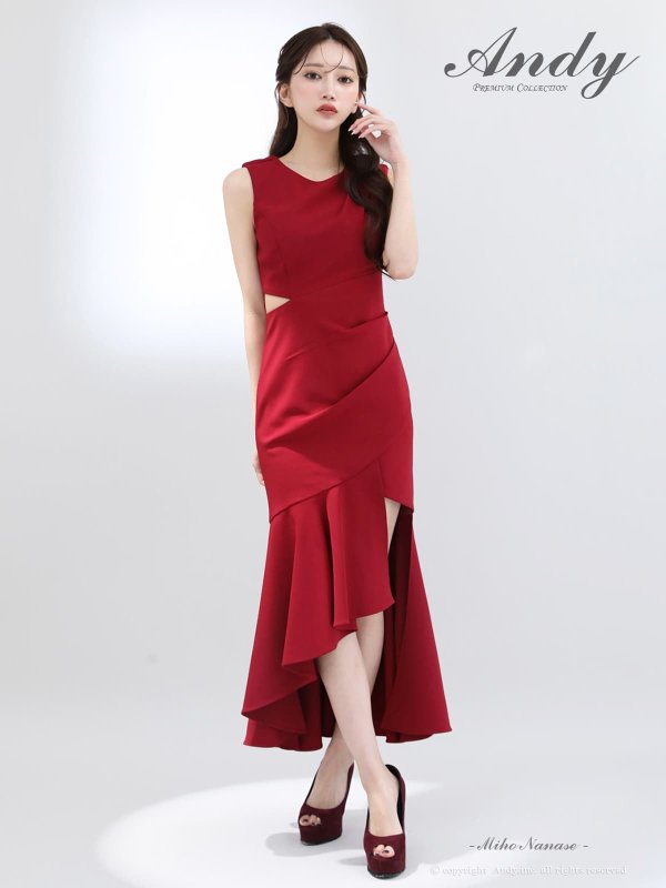 バーガンディ モデル：七瀬みほ　身長：162cm　着用サイズ：Sサイズ