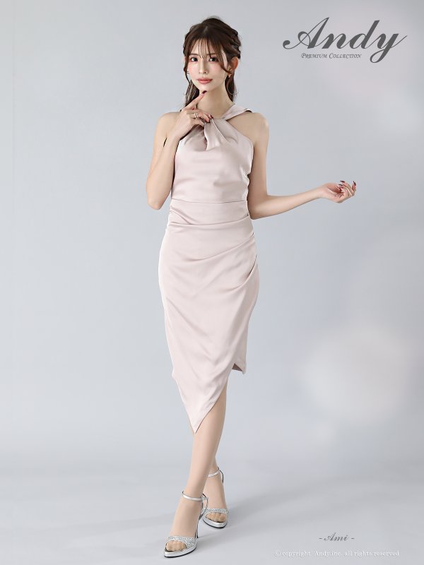 ピンクベージュ　モデル：あみ　身長：163cm　着用サイズ：Sサイズ