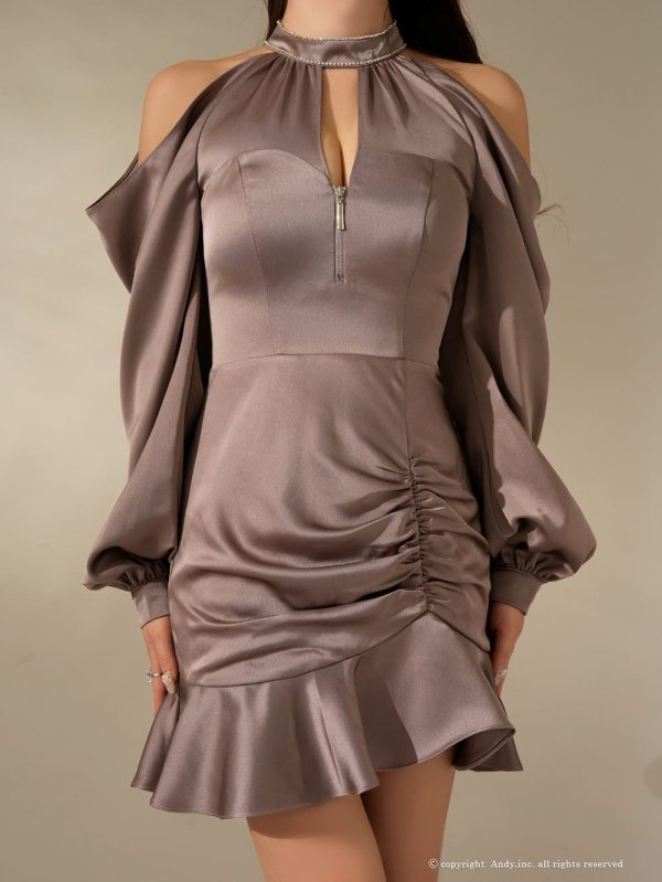 モカ　モデル：藤咲めい　着用サイズ：Sサイズ