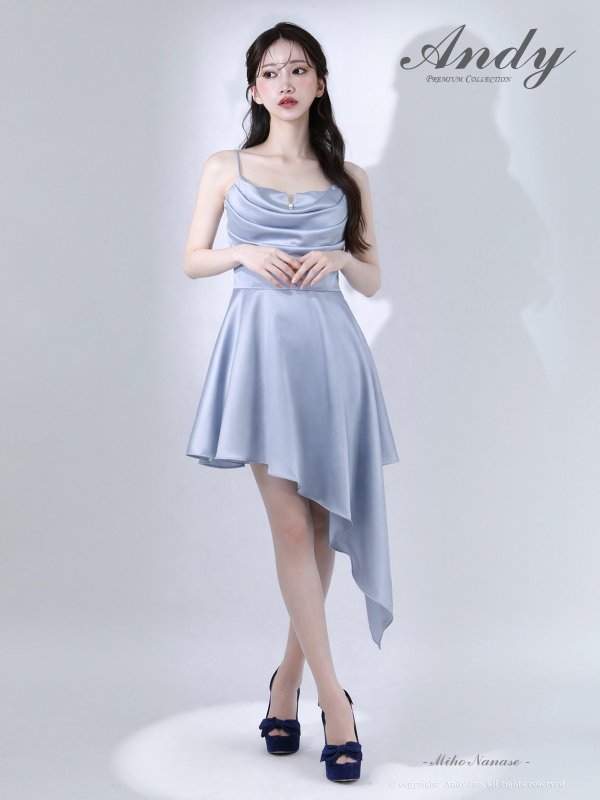 ブルー　モデル：七瀬みほ　身長：162cm　着用サイズ：Sサイズ