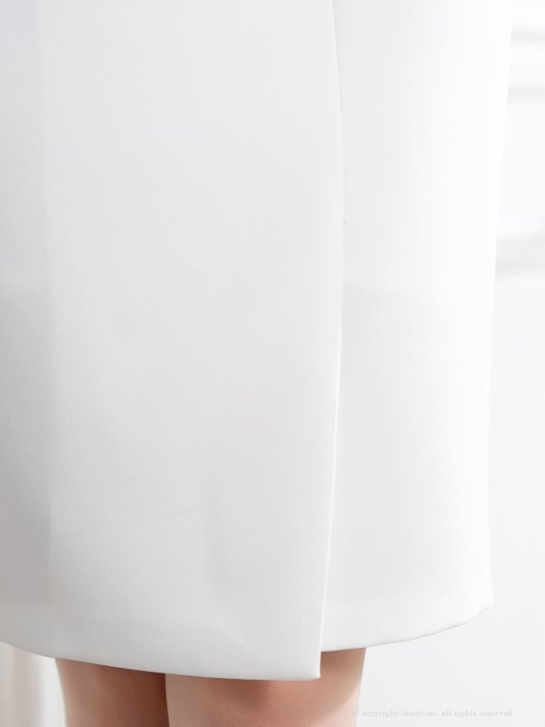 ホワイト　モデル：あみ　身長：163cm　着用サイズ：Sサイズ