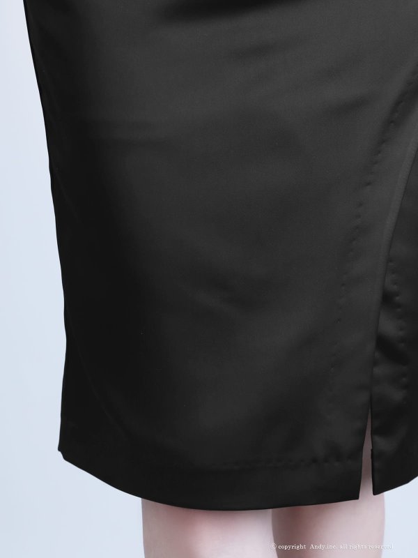 ブラック モデル：七瀬みほ　身長：162cm　着用サイズ：Sサイズ