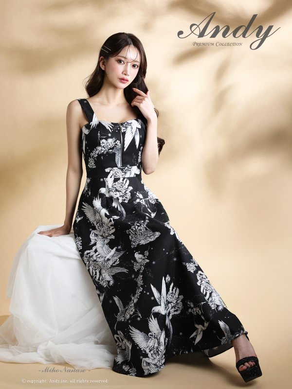 ブラック　モデル：七瀬みほ　身長：162cm　着用サイズ：Sサイズ