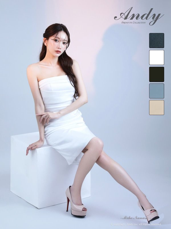 ホワイト モデル：七瀬みほ　身長：162cm　着用サイズ：XSサイズ