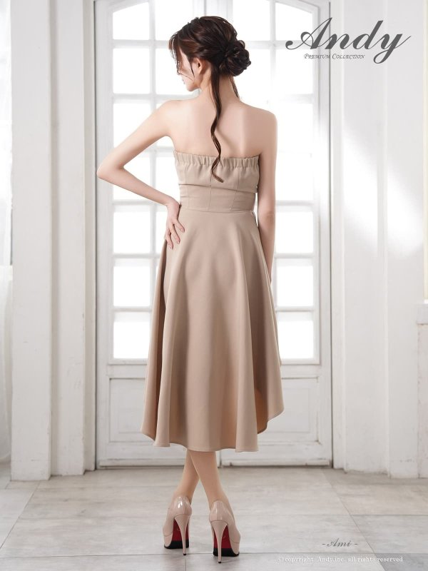 ベージュ　モデル：あみ　身長：163cm　着用サイズ：Sサイズ