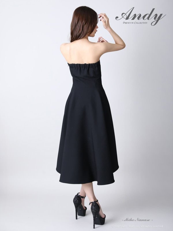 ブラック　モデル：七瀬みほ　身長：162cm　着用サイズ：Sサイズ