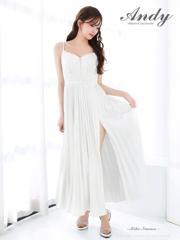 ホワイト　モデル：七瀬みほ　身長：162cm　着用サイズ：Sサイズ