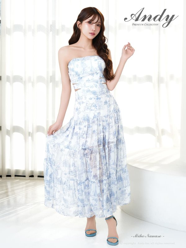 ホワイトxブルー　モデル：七瀬みほ　身長：162cm　着用サイズ：Sサイズ