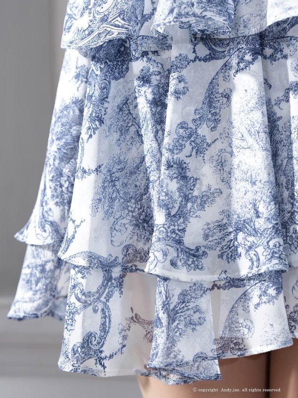 ホワイトxネイビー　モデル：あみ　身長：163cm　着用サイズ：Sサイズ