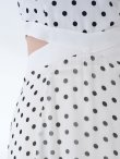 ホワイト　モデル：藤崎めい　身長：159cm　着用サイズ：Sサイズ