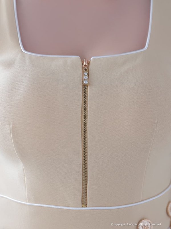 イエロー モデル：あみ　身長：163cm　着用サイズ：Sサイズ