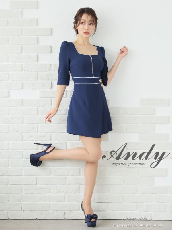 ネイビー モデル：青田夏奈　身長：163cm　着用サイズ：Sサイズ