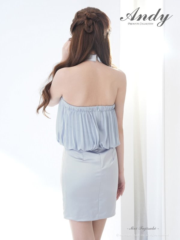 ブルー　モデル：藤崎めい　身長：159cm　着用サイズ：Sサイズ