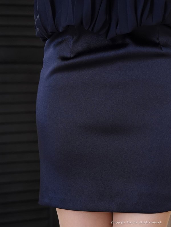 ネイビー　モデル：藤崎めい　身長：159cm　着用サイズ：Sサイズ