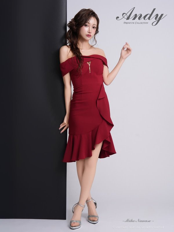 ルージュレッド モデル：七瀬みほ　身長：162cm　着用サイズ：Sサイズ