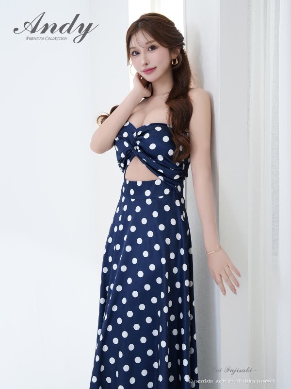 ネイビー モデル：藤崎めい　身長：159cm　着用サイズ：Sサイズ