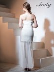 ホワイト モデル：リサ　身長：164cm　着用サイズ：Sサイズ