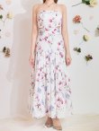 ホワイト モデル：りさ　身長：164cm　着用サイズ：Sサイズ