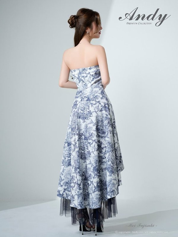 ネイビープリント　モデル：藤崎めい　身長：159cm　着用サイズ：Sサイズ