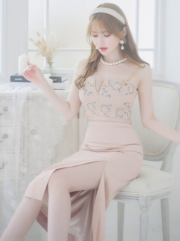 画像3: 【ANIER./アニエル】【ROBE de FLEURS/ローブドフルール】フラワーレース/ チェーン/ キャミソール/ ビジュー/ ミディアム丈/ セットアップ/ 2ピース/ ミディアムドレス/ キャバドレス[OF08] (3)