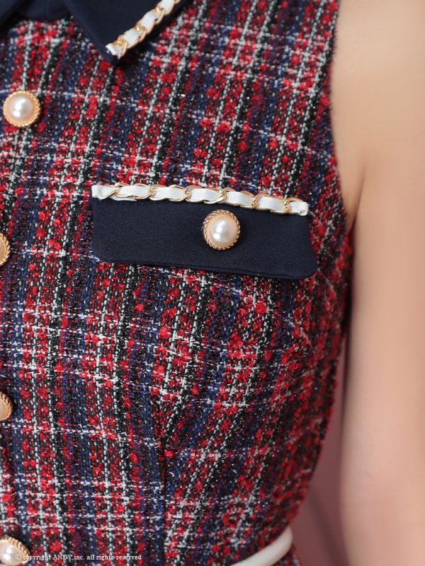 レッド　モデル：あみる　身長：158cm　着用サイズ：Sサイズ