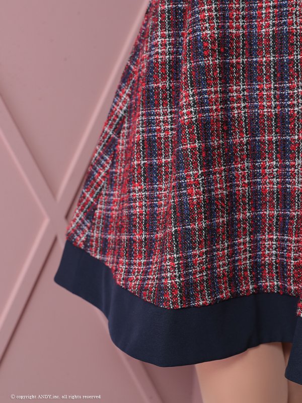 レッド　モデル：あみる　身長：158cm　着用サイズ：Sサイズ