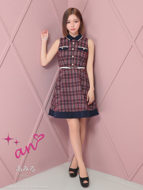 レッド　モデル：あみる　身長：158cm　着用サイズ：Sサイズ