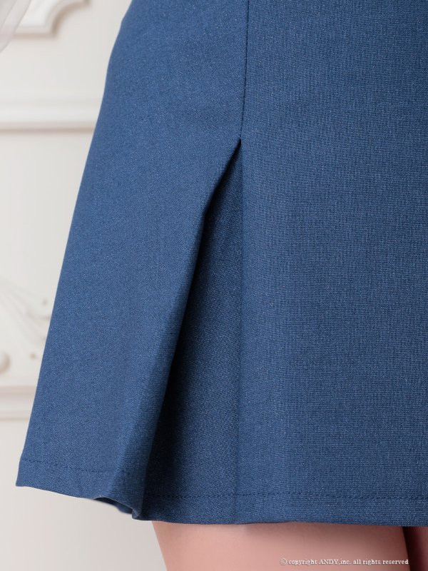 ホワイトxインディゴ　モデル：まりん　着用サイズ：Sサイズ