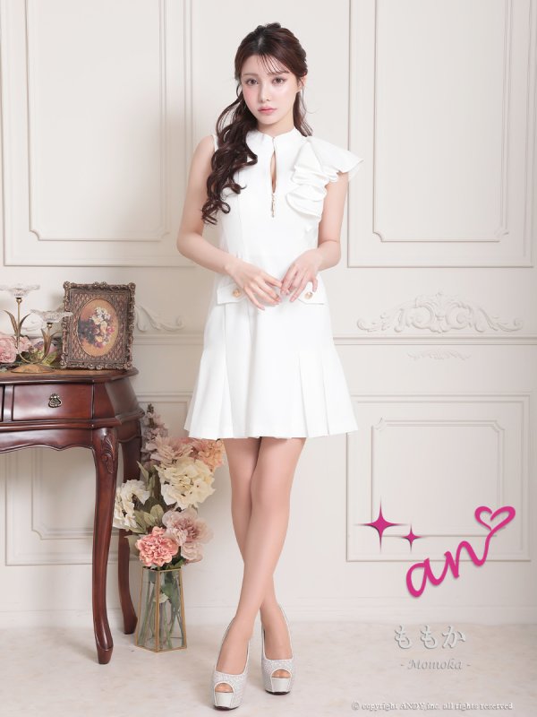 ホワイト モデル:ももか 身長:156cm 着用サイズ:Sサイズ