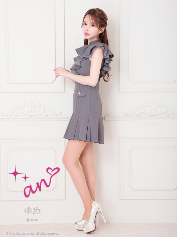 チャコールグレー　モデル：ゆめ　身長：160cm　着用サイズ：Sサイズ