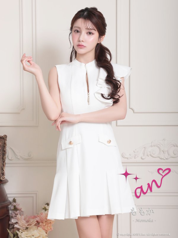 ホワイト モデル:ももか 身長:156cm 着用サイズ:Sサイズ