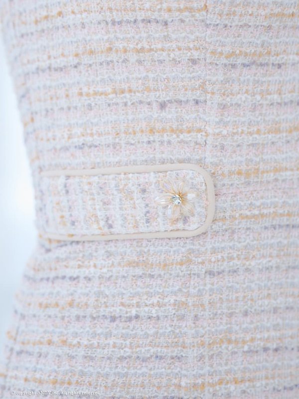 ベージュ　モデル：姫乃まゆ　着用サイズ：Sサイズ