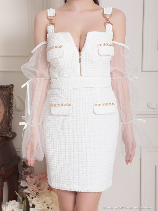 ホワイト モデル:ももか 身長:156cm 着用サイズ:Sサイズ