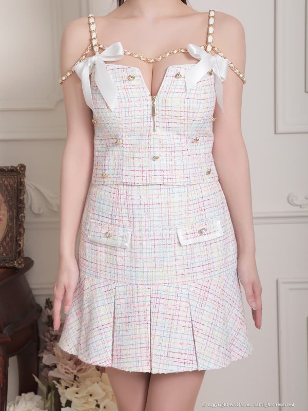 ホワイトミックス　モデル：ももか　身長：156cm　着用サイズ：Sサイズ