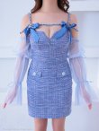 ブルー　モデル：椎名みつは　着用サイズ：Sサイズ