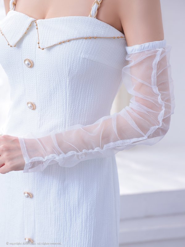 ホワイト モデル：姫乃まゆ　身長：153cm　着用サイズ：Sサイズ