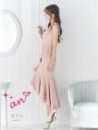 ピンク モデル：まりん　着用サイズ：Sサイズ