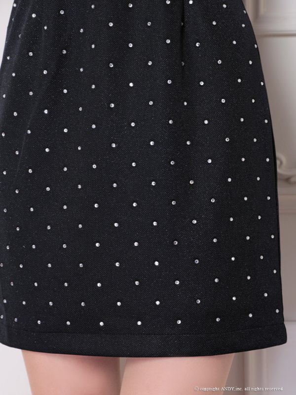 ブラック モデル：まりん　身長：164cm　着用サイズ：Sサイズ