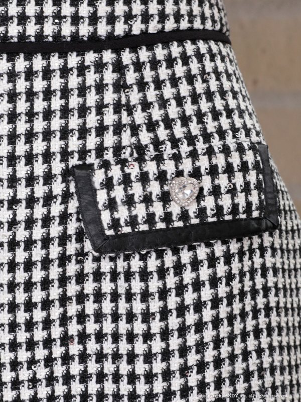 ブラック モデル:まりん 身長:164cm 着用サイズ:Sサイズ