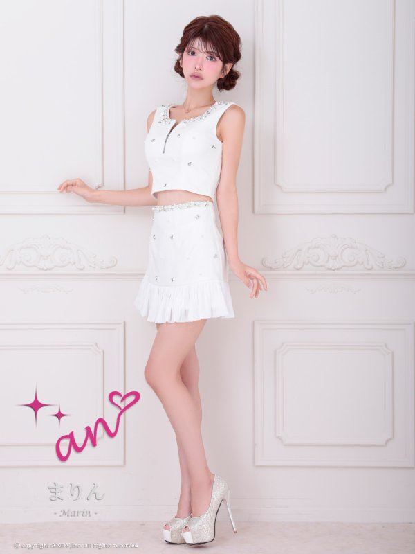 ホワイト モデル:まりん 身長:164cm 着用サイズ:Sサイズ