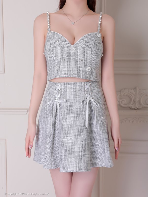 ブラック モデル：ももか　身長：156cm　着用サイズ：Sサイズ