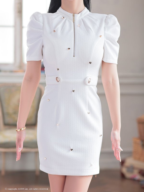 ホワイト モデル:天使あさまる 着用サイズ:Sサイズ