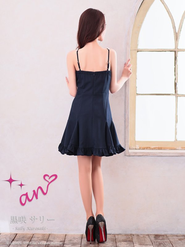 ネイビー モデル：黒咲サリー　身長：160cm　着用サイズ：Sサイズ