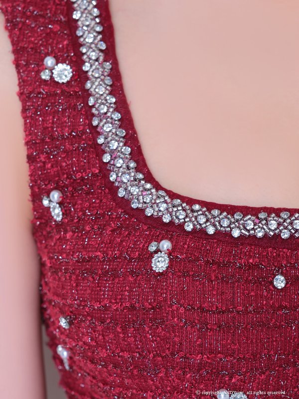 レッド モデル:みゆき 着用サイズ:Sサイズ