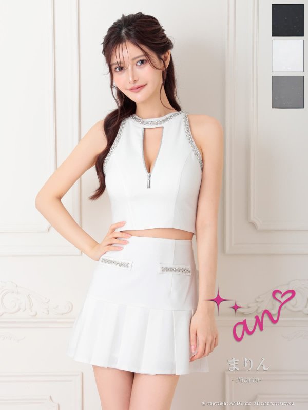 ホワイト　モデル：まりん　身長：171cm　着用サイズ：Sサイズ