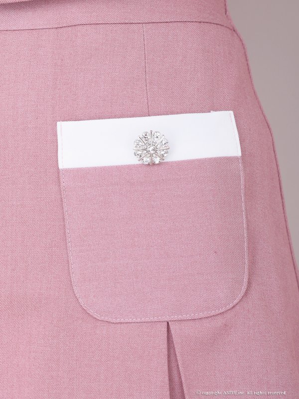 ピンク モデル：まりん　身長：164cm　着用サイズ：Sサイズ