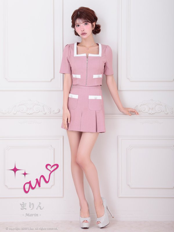 ピンク モデル：まりん　身長：164cm　着用サイズ：Sサイズ