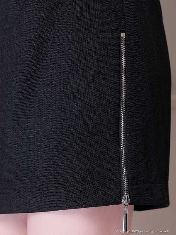 ブラック モデル：ももか　身長：156cm　着用サイズ：Sサイズ