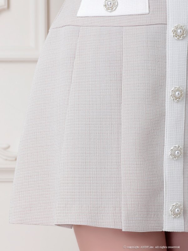 ベージュ　モデル：まりん　着用サイズ：Sサイズ